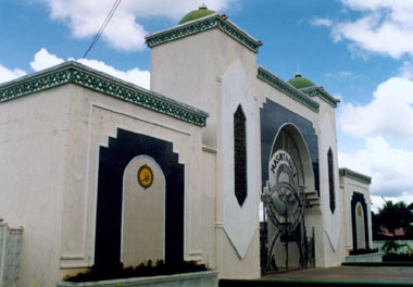 Pintu Gerbang Masjid Agung Sultan Sulaiman