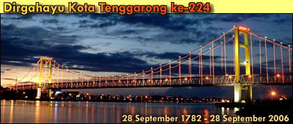 Kehadiran Jembatan Kartanegara sejak tahun 2001 semakin mempercantik wajah kota Tenggarong