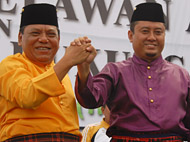 Awang Dharma Bakti mengaku bangga didampingi Saiful Aduar sebagai pasangan Cabup-Cawabup Kukar 2010-2015 lewat jalur independen