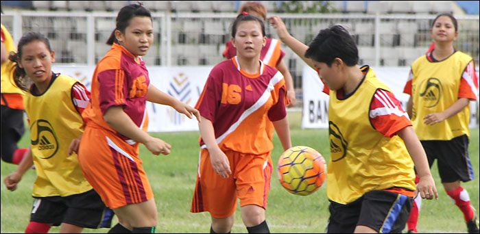 Kepengurusan Askab PSSI Kukar akan menggelar kompetisi sepakbola wanita di tahun 2016