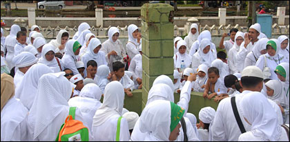 Suasana kegiatan Manasik Haji Cilik di halaman Masjid Agung Sultan Sulaiman, Tenggarong, Rabu (14/01) lalu