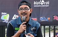 Promotor Distorsi Rockaholic Company, Akbar Haka, yang juga Show Producer pada Kukar Rockin Fest 2013
