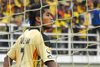 Dalam laga kedua Inter Island Cup 2012, Zulham Zamrun dipasang sebagai striker mendampingi Esteban Herrera