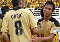 Arif Suyono menyumbang dua gol bagi kemenangan Mitra Kukar atas Johor FA