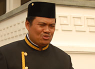 Sekretaris DPD PAN Kukar, Marwan, masih merahasiakan figur yang bakal diusung partainya pada Pilkada Kukar 2010 mendatang 