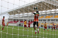 Skuad Mitra Kukar digenjot latihan intensif sebagai persiapan menghadapi Sriwijaya FC