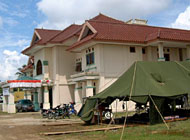 Gedung Sekretariat KPUD Kukar di Jl Wolter Monginsidi, Tenggarong, sejak sepekan terakhir telah mendapatkan pengamanan dari personel Brimob Polda Kaltim