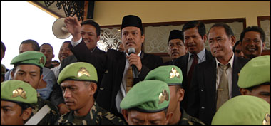 Ketua DPRD Kukar Rahmat Santoso menyatakan komitmennya untuk memperjuangkan rakyat Kukar