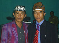 Ketua KKSL Kukar Ir Sukhrawardy (kiri) bersama Muhib bin Ali selaku Sekretaris KKSL yang baru terpilih