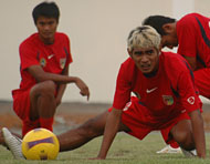 Fery Aman Saragih dkk masih menjalani latihan serta uji coba di Sidoarjo sebagai persiapan menghadapi Putaran II Divisi Utama Liga Indonesia