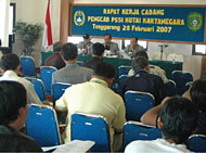 Suasana kegiatan Rakercab PSSI Kukar di Hotel Singgasana Tangga Arung, Tenggarong, tadi siang