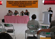 Suasana kegiatan Seminar Perlindungan Anak di Tenggarong tadi siang