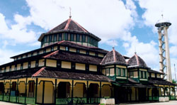 Masjid Jami' Hasanuddin