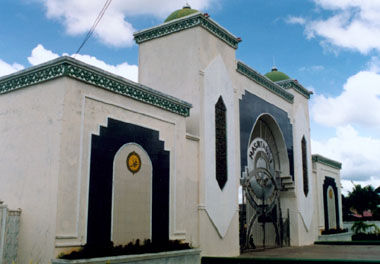 Pintu Gerbang Masjid Agung Sultan Sulaiman