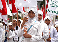 Para pelajar salah satu SLTP di Tenggarong saat mengikuti Pawai Taaruf