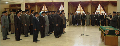 Suasana pelantikan pejabat eselon II dan IV Pemkab Kukar di Ruang Serba Guna Kantor Bupati Kukar, Tenggarong, tadi pagi