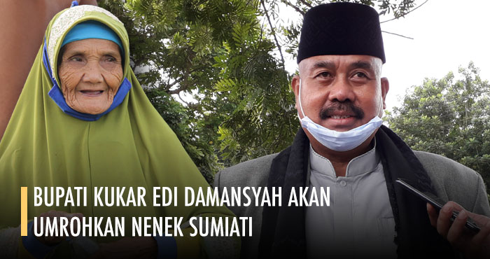 Nenek Sumiati mendapat hadiah dari Bupati Edi Damansyah berupa paket umroh