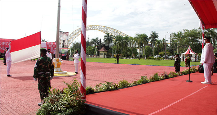 Upacara peringatan HUT Kemerdekaan RI ke-75 di Kukar dipimpin langsung Bupati Edi Damansyah, Senin (17/08) pagi