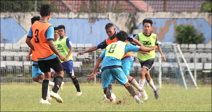 Seleksi pemain timnas U-19 di Kukar berlangsung selama 2 hari di Stadion Rondong Demang, Tenggarong