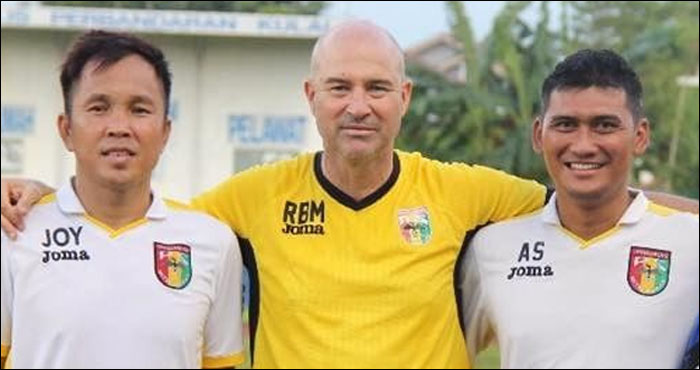 Dari kiri ke kanan: Joice Sorongan, Rafael Berges Marin dan Asep Suryadi, kembali menjadi bagian Mitra Kukar pada kompetisi 2021 