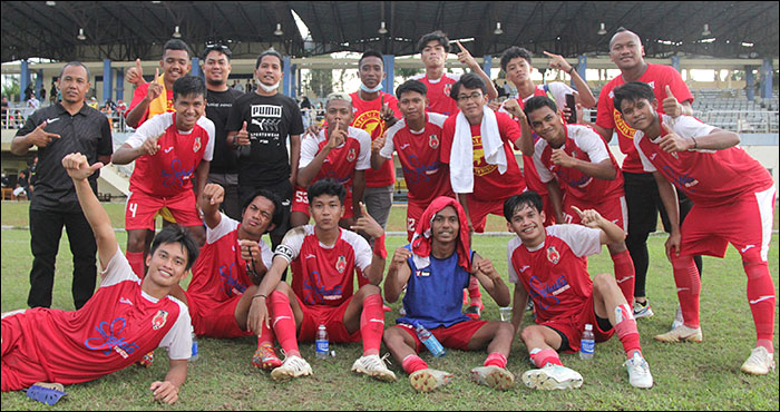 Tim Kecamatan Tenggarong berhasil melaju ke babak semifinal usai membekuk Kota Bangun dengan skor 1-0