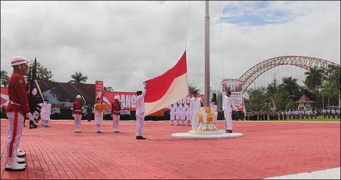 Pengibaran Sang Merah Putih berjalan lancar pada upacara peringatan HUT Kemerdekaan RI ke-77 di Tenggarong, Rabu (17/08/2022) pagi