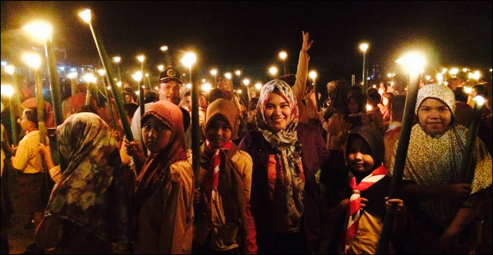 Kegiatan Pawai Obor di desa Beloro, Sebulu, berlangsung semarak diikuti pelajar SD, SLTP serta Umum