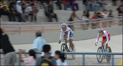 Selama sepekan, warga Kukar dipuaskan dengan aksi-aksi pebalap sepeda kelas dunia