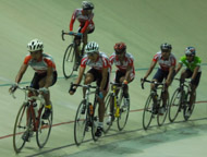 Kendati tampil sebagai tuan rumah, timnas Indonesia hanya ditargetkan meraih 2 medali emas