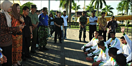 Pertemuan dengan Bupati Kukar dimanfaatkan anggota Paskibra untuk berdialog