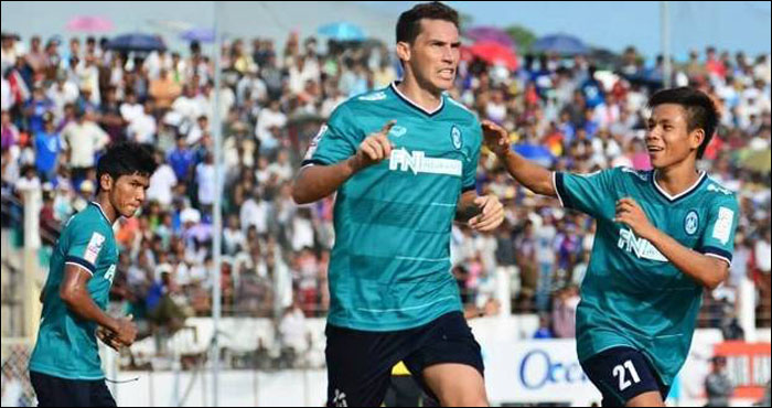 Cezar Augusto Hermenegildo saat berjaya di Liga Myanmar sebagai pencetak gol terbanyak