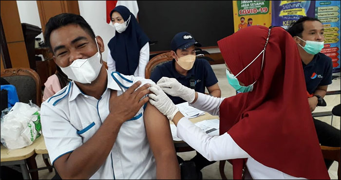 Pegawai di lingkungan Setkab Kukar sangat antusias untuk mendapatkan vaksinasi booster