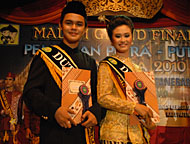 Agus Khairi Pratama Putra dan Dwie Arum Meynina terpilih sebagai Duta Wisata Kukar 2010