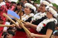 Aksi para gadis dari Hawaii yang tergabung dalam grup Ahuna Ohana mewakili AS di ajang EIFAF 2015