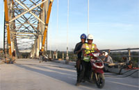 Meski nanti diresmikan pada 7 Desember, jembatan Kartanegara belum dibuka untuk umum lantaran harus menunggu Sertifikat Laik Fungsi dari Kemenpupera RI