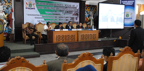 Suasana Muskab V KADIN Kukar yang berlangsung hari ini di Pendopo Odah Etam, Tenggarong 