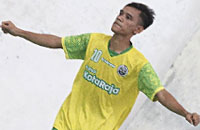 Pemain yang baru membela FKR di putaran kedua, Deden Wardani, mencetak 2 gol dari 7 gol kemenangan atas ASM Group