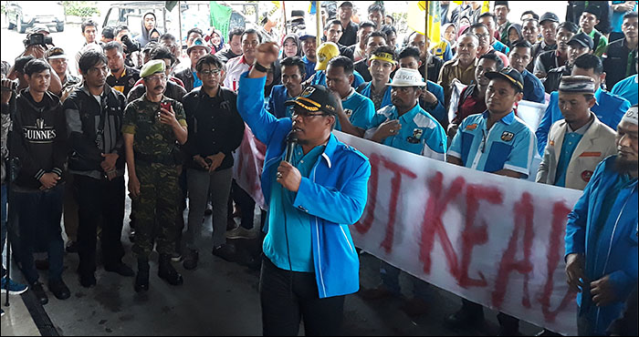 Setelah sebelumnya menggelar aksi damai di Tenggarong, KRKB kembali akan melakukan aksi serupa dengan menyambangi Kantor Gubernur Kaltim pada Kamis (27/12) pagi