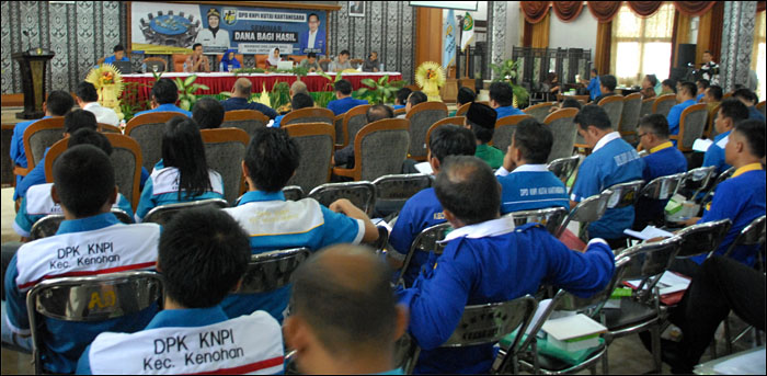 Suasana Seminar Dana Bagi Hasil yang digelar DPD KNPI Kukar di Tenggarong, Sabtu (27/12) lalu