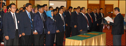 Suasana pelantikan pengurus KONI Kukar masa bakti 2011-2015 di Tenggarong, Sabtu (08/05) kemarin