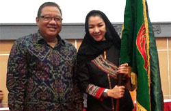 Bupati Rita Widyasari bersama Menteri Koperasi dan UKM RI Anak Agung Gede Ngurah Puspayoga