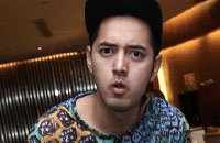 Komika jebolan SUCI 2 Kompas TV, Kemal Palevi, siap memuaskan penggemarnya di Tenggarong malam ini