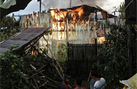 Kebakaran di RT 17 desa Kota Bangun Ulu menimpa sebuah rumah yang sedang dalam keadaan kosong