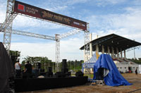 Pentas Welcome Stage akan menghadirkan 5 band lokal hasil polling media sosial mulai jam 13.00 WITA
