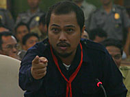 Suroto menuntut pertanggungjawaban Pj Bupati Kukar untuk memberikan penjelasan tentang mutasi yang telah dilakukan