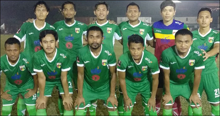 Skuad Mitra Kukar tumbang 0-3 dari Babel United FC pada laga uji coba yang digelar di Lapangan Babek TNI Cakung, Minggu (26/05) malam