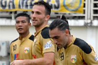 Tiga striker andalan Mitra Kukar, Jajang Mulyana, Ilija Spasojevic dan Esteban Herrera, akan persembahkan permainan terbaik Naga Mekes di Menpora Cup 2013