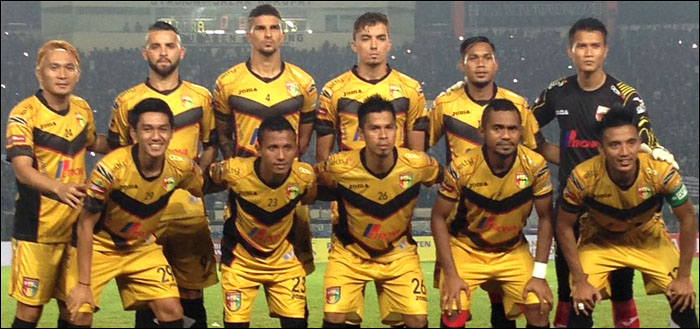 Sempat unggul satu gol atas Persib, skuad Mitra Kukar akhirnya harus puas bermain imbang 1-1 pada laga pembuka Piala Bhayangkara