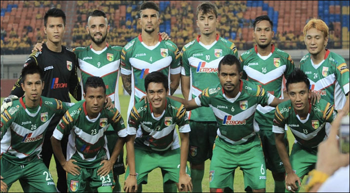 Mitra Kukar masih berpeluang lolos ke semifinal Piala Bhayangkara setelah bermain imbang 2-2 dengan Sriwijaya FC