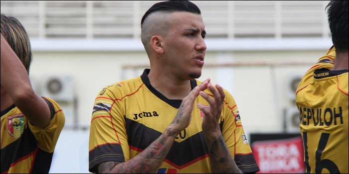 Pemain asing berpaspor Timor Leste, Fellipe Bertoldo Dos Santos, secara mengejutkan memutuskan mundur dari Mitra Kukar